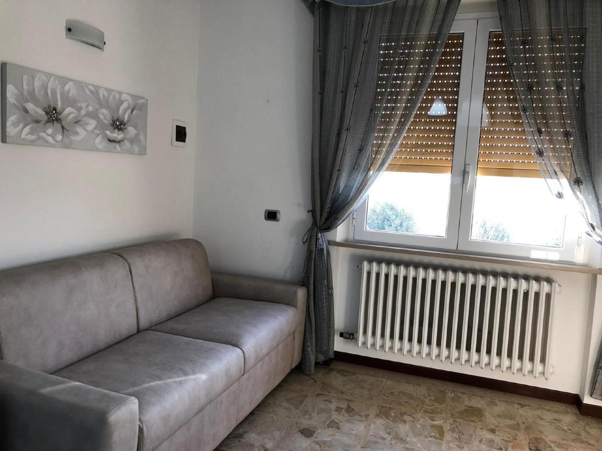 Villa Ada Лорето Екстериор снимка